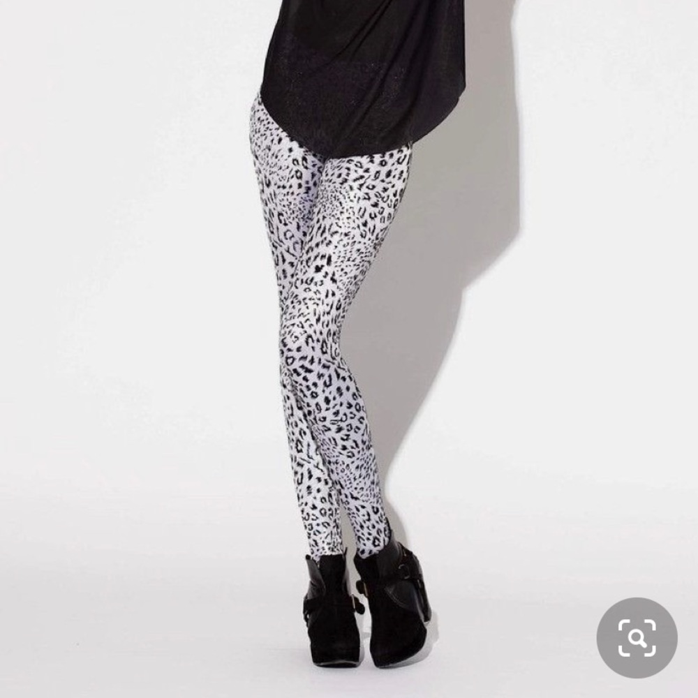 Blackmilk Snow Leopard Leggings